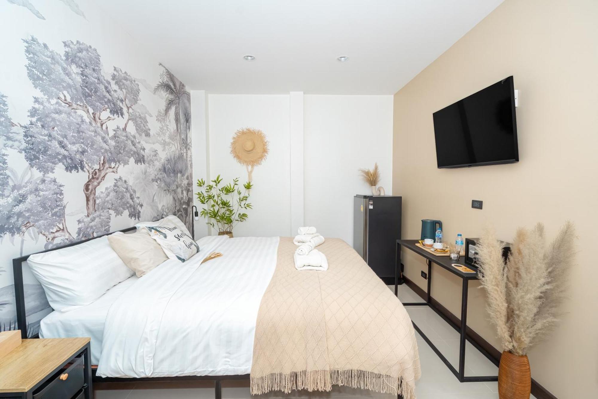 Mitsu Guesthouse Karon Kültér fotó